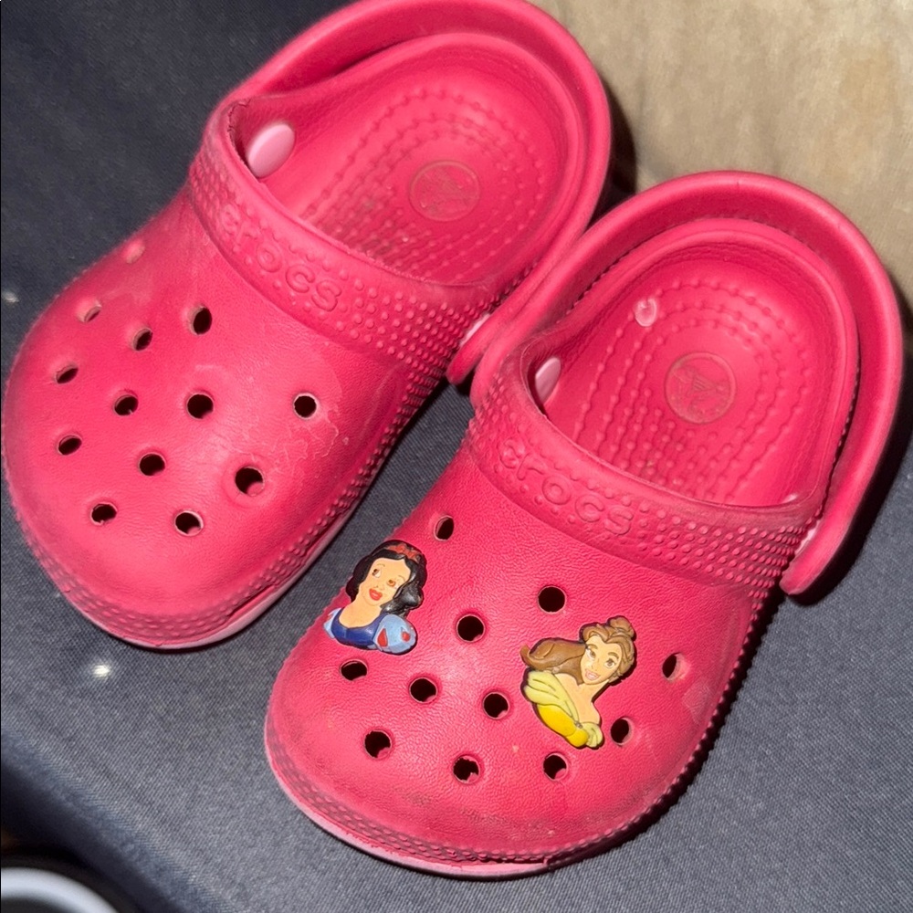 Crocs -Pink Clogs with 2 Princess jibbitz